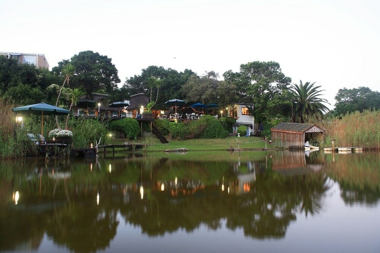 Hostal Moontide Guest Lodge