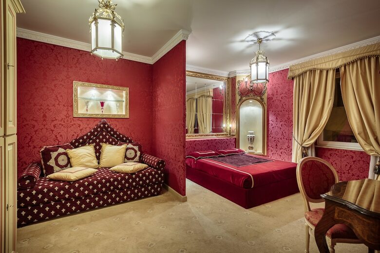 Castello Orsini Hotel