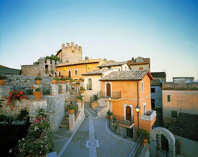 Castello Orsini Hotel
