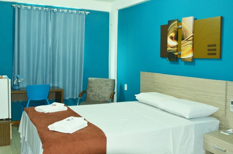 Bonjour Hotel