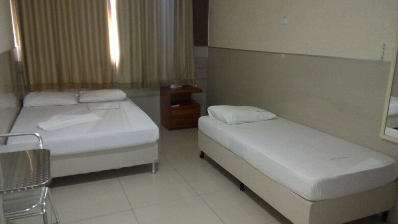 Hotel Uzi Praia
