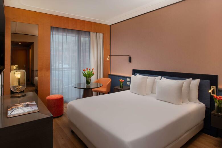 Hotel NH Marina