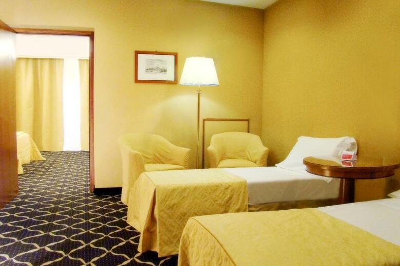 Hotel Ramada Naples