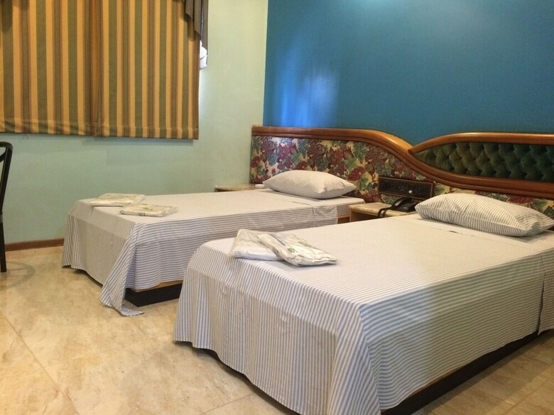 Saville Hotel