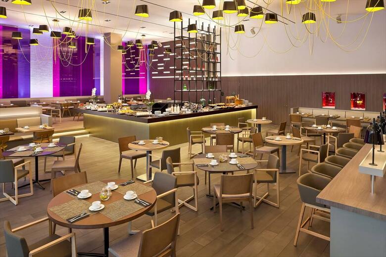 Hotel Meli� Barcelona Sky