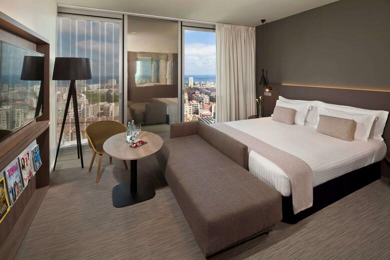 Hotel Meli� Barcelona Sky
