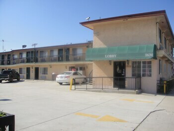 Motel Harbor Inn