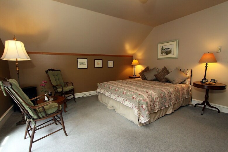 Bed & Breakfast Joshua Grindle Inn