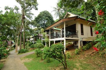 Hotel Arayaburi Resort