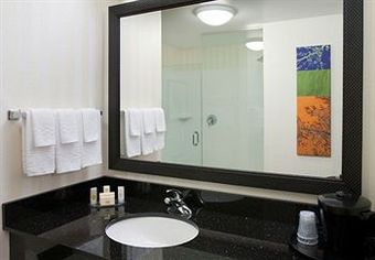 Hotel Fairfield Inn & Suites By Marriott Winnipeg