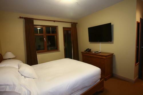 Whistler Alpine Chalet Retreat & Wellness