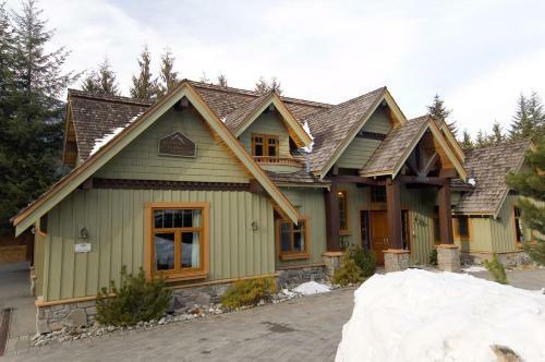 Whistler Alpine Chalet Retreat & Wellness