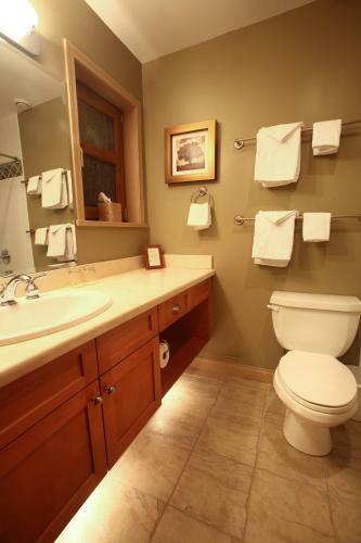 Whistler Alpine Chalet Retreat & Wellness