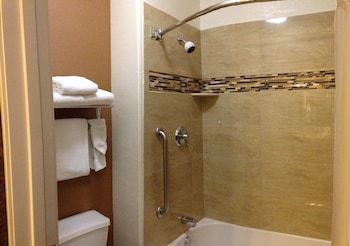 Hotel Comfort Suites Golden West On Evergreen Parkway