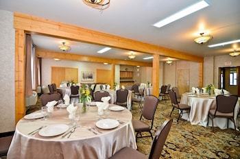 Hotel Comfort Suites Golden West On Evergreen Parkway