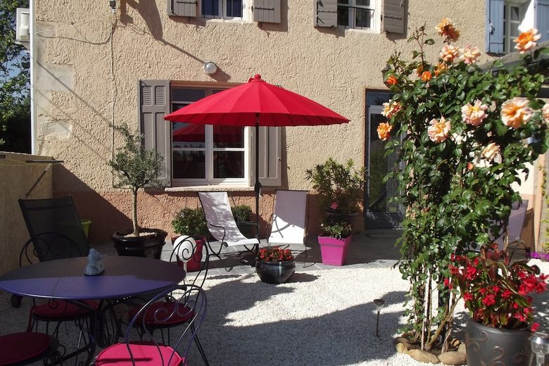 Bed & Breakfast Mas De La Coucourde
