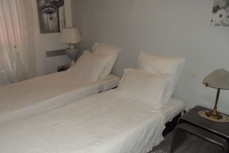 Bed & Breakfast Mas De La Coucourde