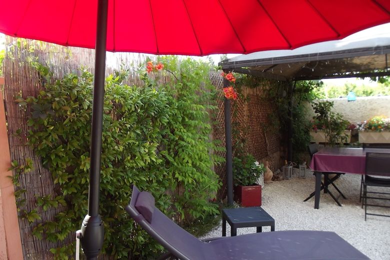 Bed & Breakfast Mas De La Coucourde