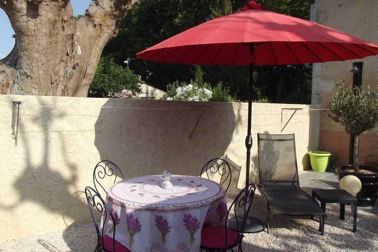 Bed & Breakfast Mas De La Coucourde