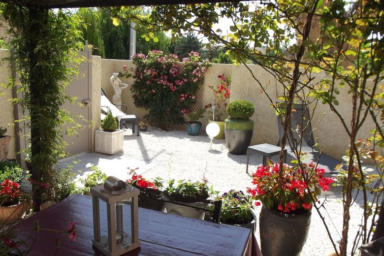 Bed & Breakfast Mas De La Coucourde