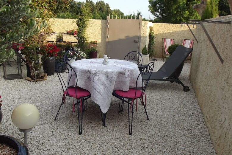 Bed & Breakfast Mas De La Coucourde