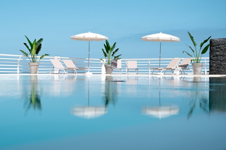 Atlantic Holiday Hotel