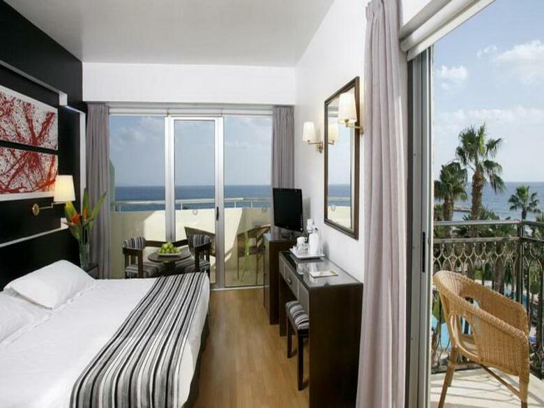 Hotel Lordos Beach