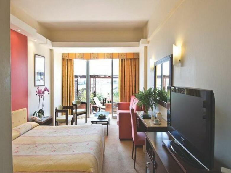 Hotel Lordos Beach