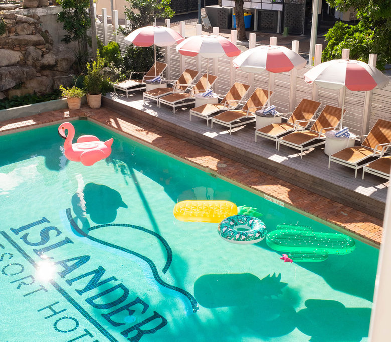 Islander Resort Hotel