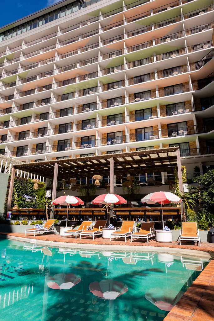 Islander Resort Hotel