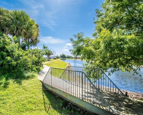 Hotel Suburban Extended Stay