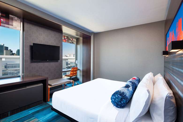 Hotel Aloft Boston Seaport