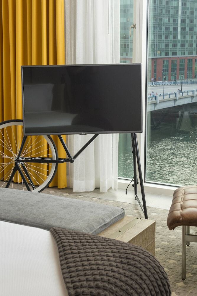 The Envoy Hotel, Autograph Collection