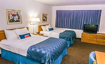 Hotel Ramada Hancock Waterfront