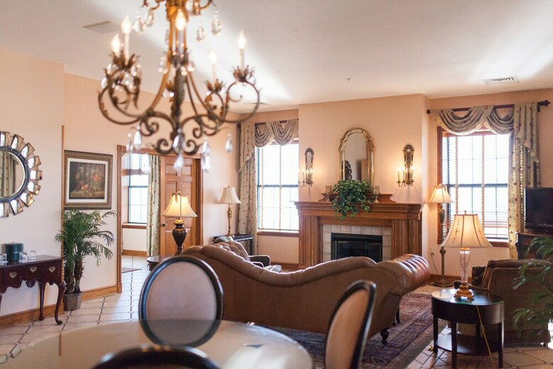Hotel Landmark Inn