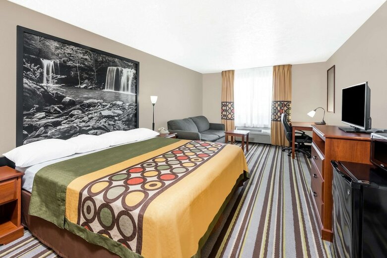 Hotel Super 8 Motel - Bolivar