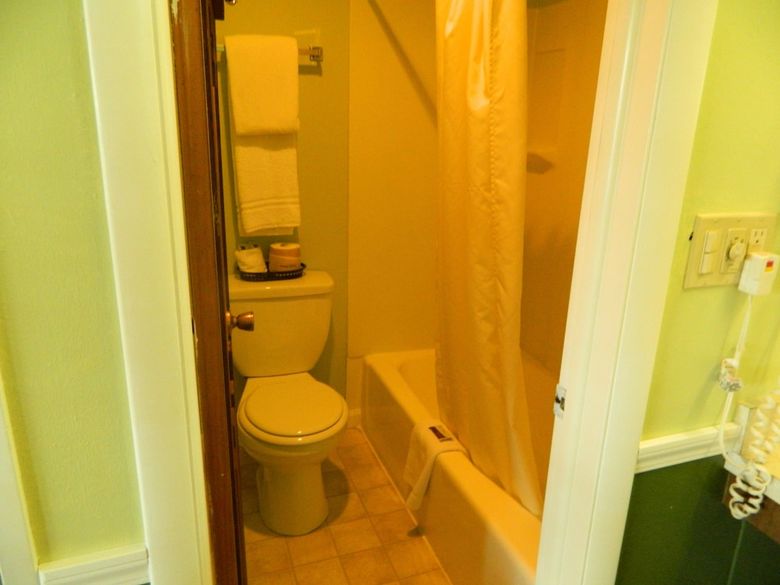 Hotel Country Motor Inn