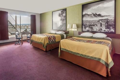 Hotel Super 8 By Wyndham Wells