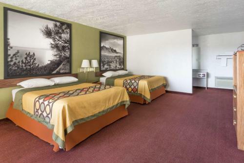 Hotel Super 8 By Wyndham Wells