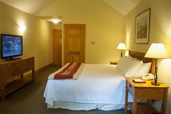 Minnewaska Lodge