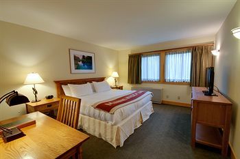 Minnewaska Lodge
