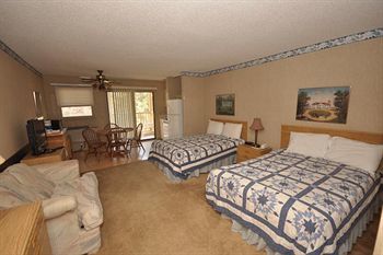Hotel Rumbling Bald Resort
