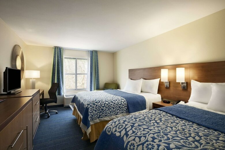 Hotel Days Inn & Suites Altoona