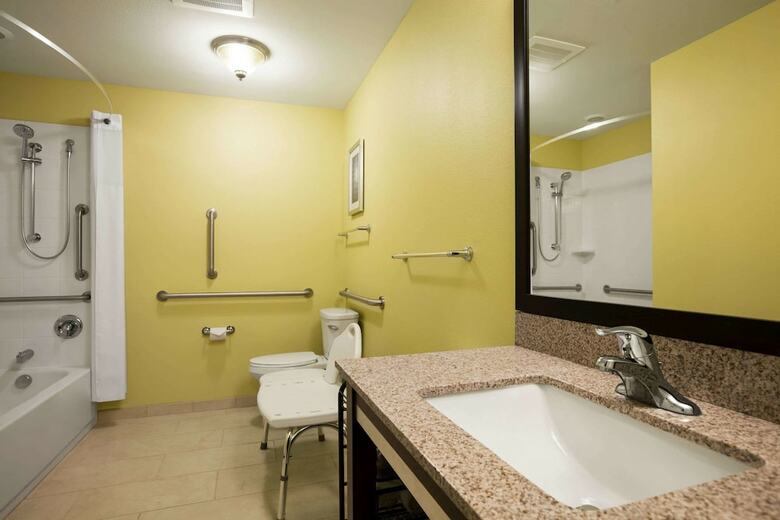 Hotel Days Inn & Suites Altoona