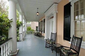Bed & Breakfast Jasmine House Inn