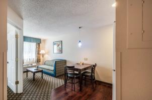 Hotel Mainstay Suites