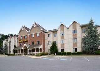 Hotel Mainstay Suites