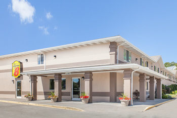 Hotel Super 8 Motel - Richlands/claypool Hill Area