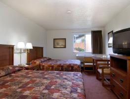 Hotel Super 8 Motel - Richlands/claypool Hill Area