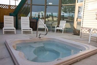 Hotel Cedars Inn
